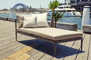 PIER CHAISE RIGHT